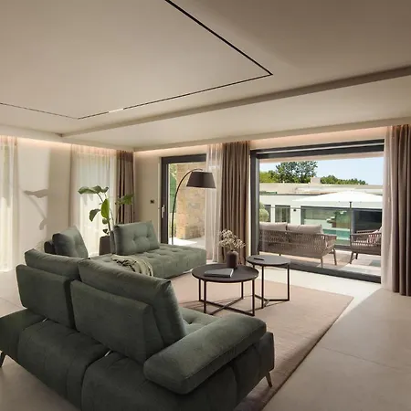 Luxurious In Buje
