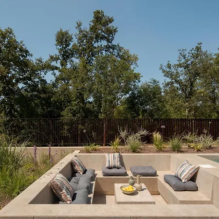 Holiday home Luxurious In