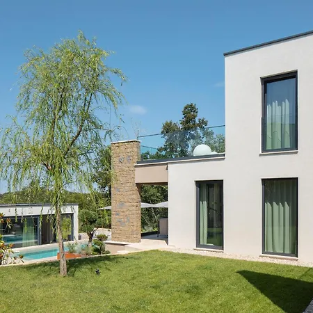 Luxurious In Vakantiehuis Buje