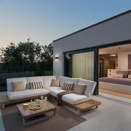 Luxurious In