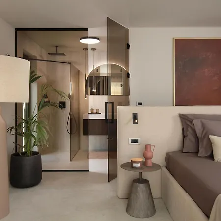 Luxurious In * Buje